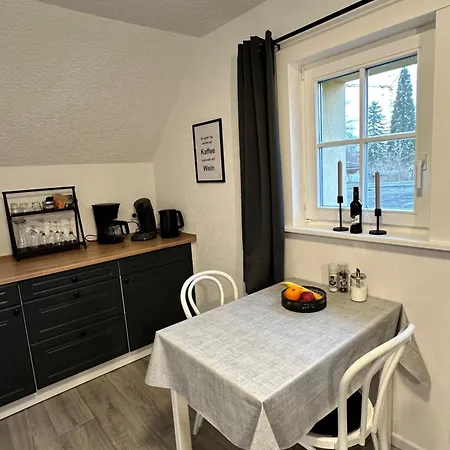 Fraenkisches Nest Am Schwanberg Fuer 2-4 Personen - In Der Naehe Aller Weingueter, Knauf Gips Kg Und Connekt Apartman *