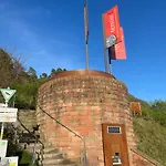 Fraenkisches Nest Am Schwanberg Fuer 2-4 Personen - In Der Naehe Aller Weingueter, Knauf Gips Kg Und Connekt *
