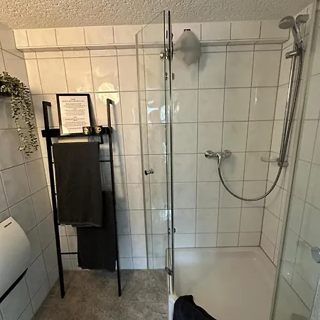 Fraenkisches Nest Am Schwanberg Fuer 2-4 Personen - In Der Naehe Aller Weingueter, Knauf Gips Kg Und Connekt إبهوفين